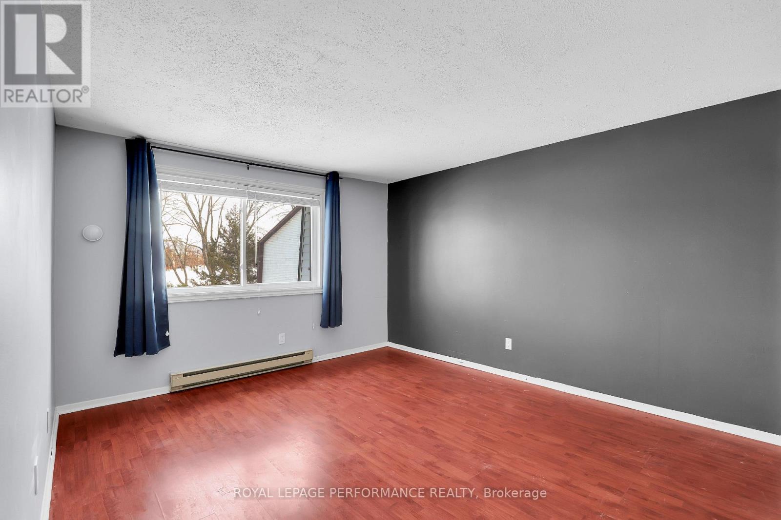 8d Lovell Lane, Ottawa, Ontario  K2H 9B6 - Photo 15 - X12823040