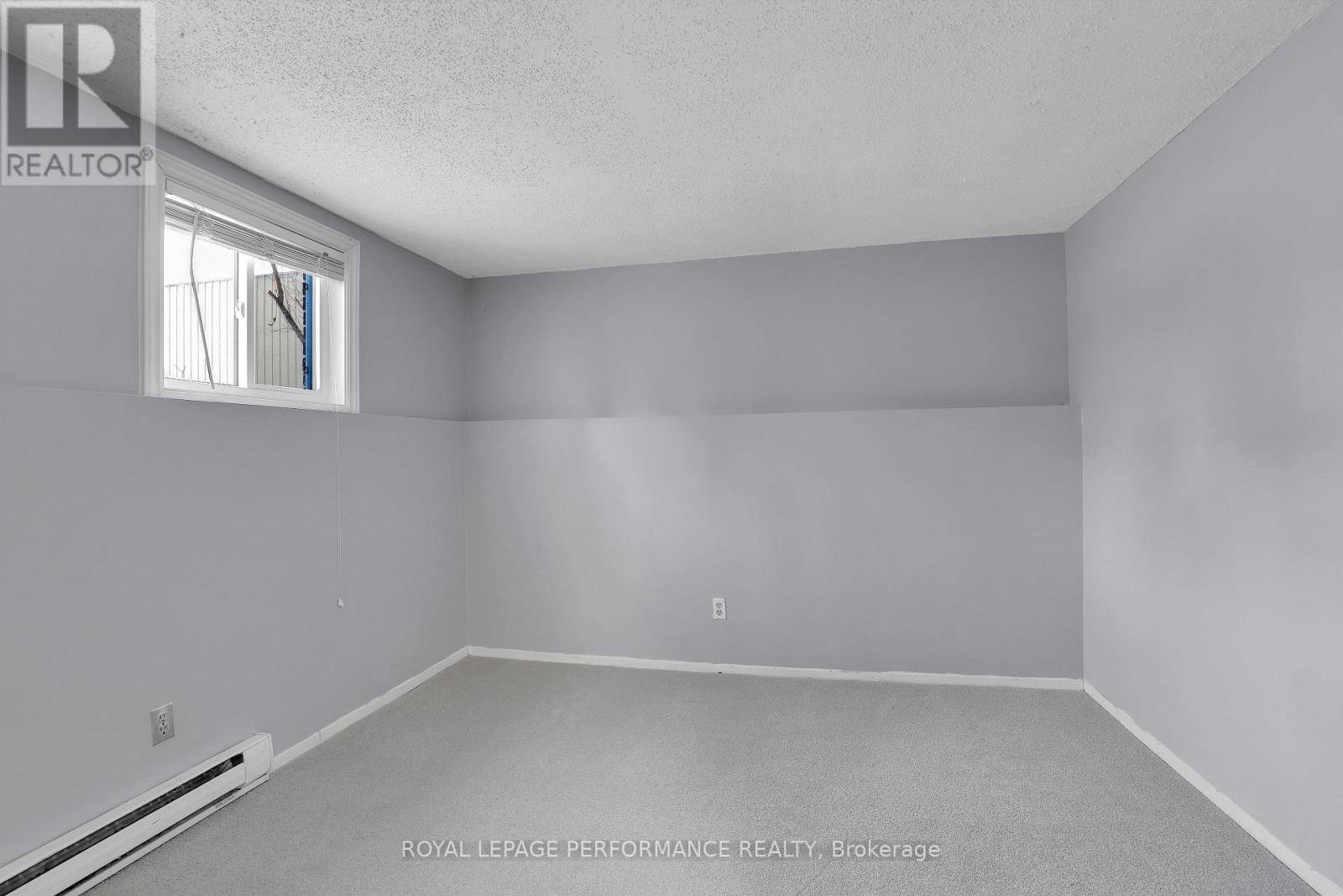 8d Lovell Lane, Ottawa, Ontario  K2H 9B6 - Photo 22 - X12823040