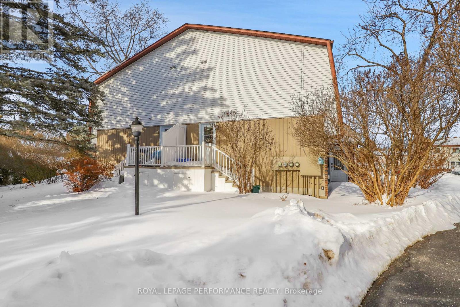 8d Lovell Lane, Ottawa, Ontario  K2H 9B6 - Photo 24 - X12823040