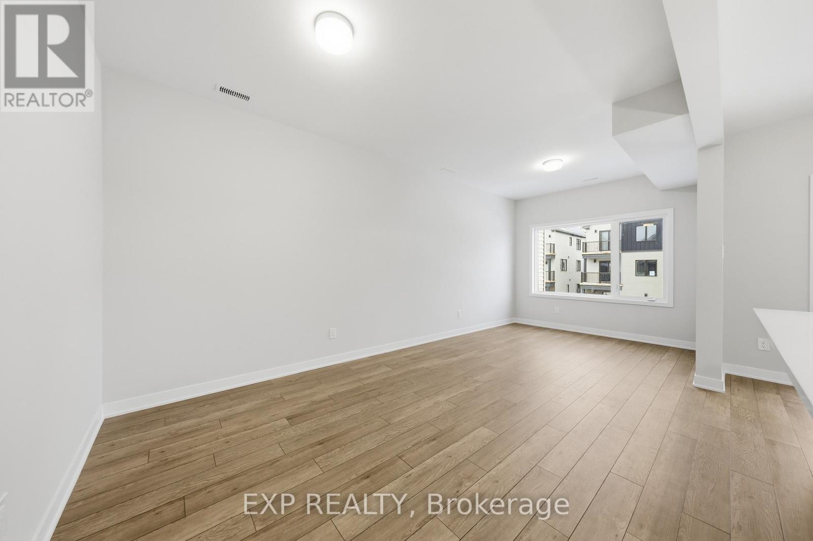 619 Bee Pollen Way, Ottawa, Ontario  K2W 0N9 - Photo 14 - X12823070