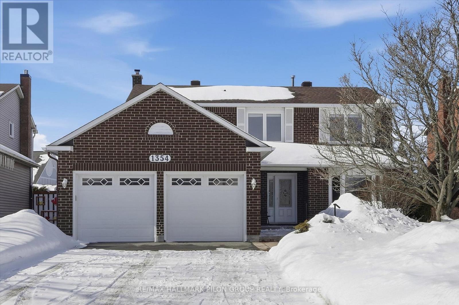 1354 MOUNTAINSIDE CRESCENT, Ottawa, Ontario