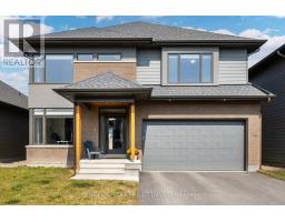 126 ORCHESTRA WAY, Ottawa, Ontario