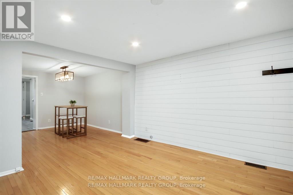 231 St Andrew Street, Ottawa, Ontario  K1N 5G5 - Photo 7 - X12823208