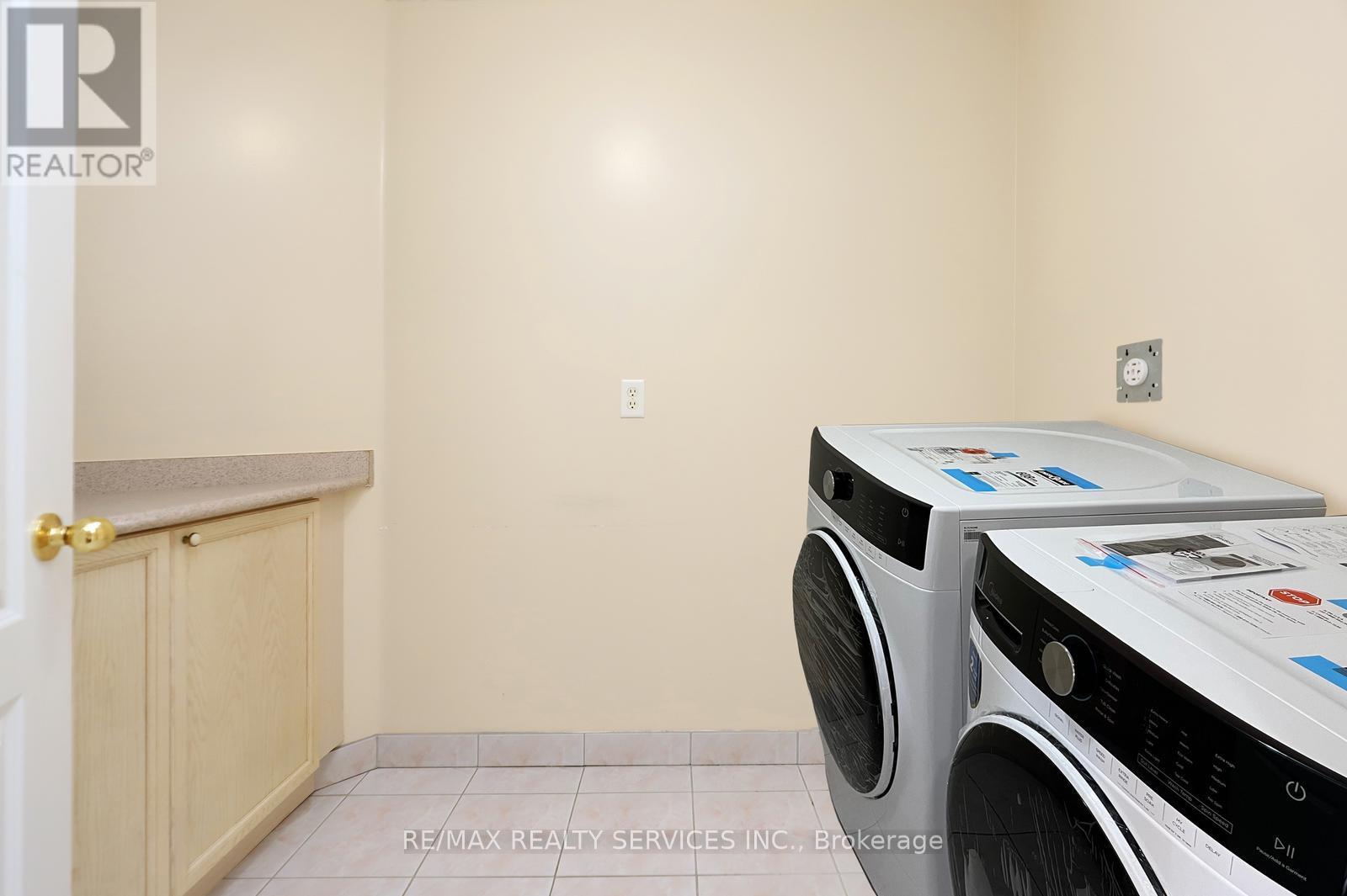 17 Ballantyne Drive, Ajax, Ontario  L1T 4H6 - Photo 32 - E12648556