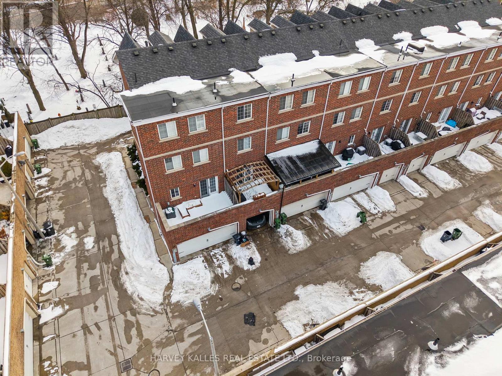 17 Peelar Mews, Toronto (Mimico), Ontario  M8Y 0B1 - Photo 45 - W12822606