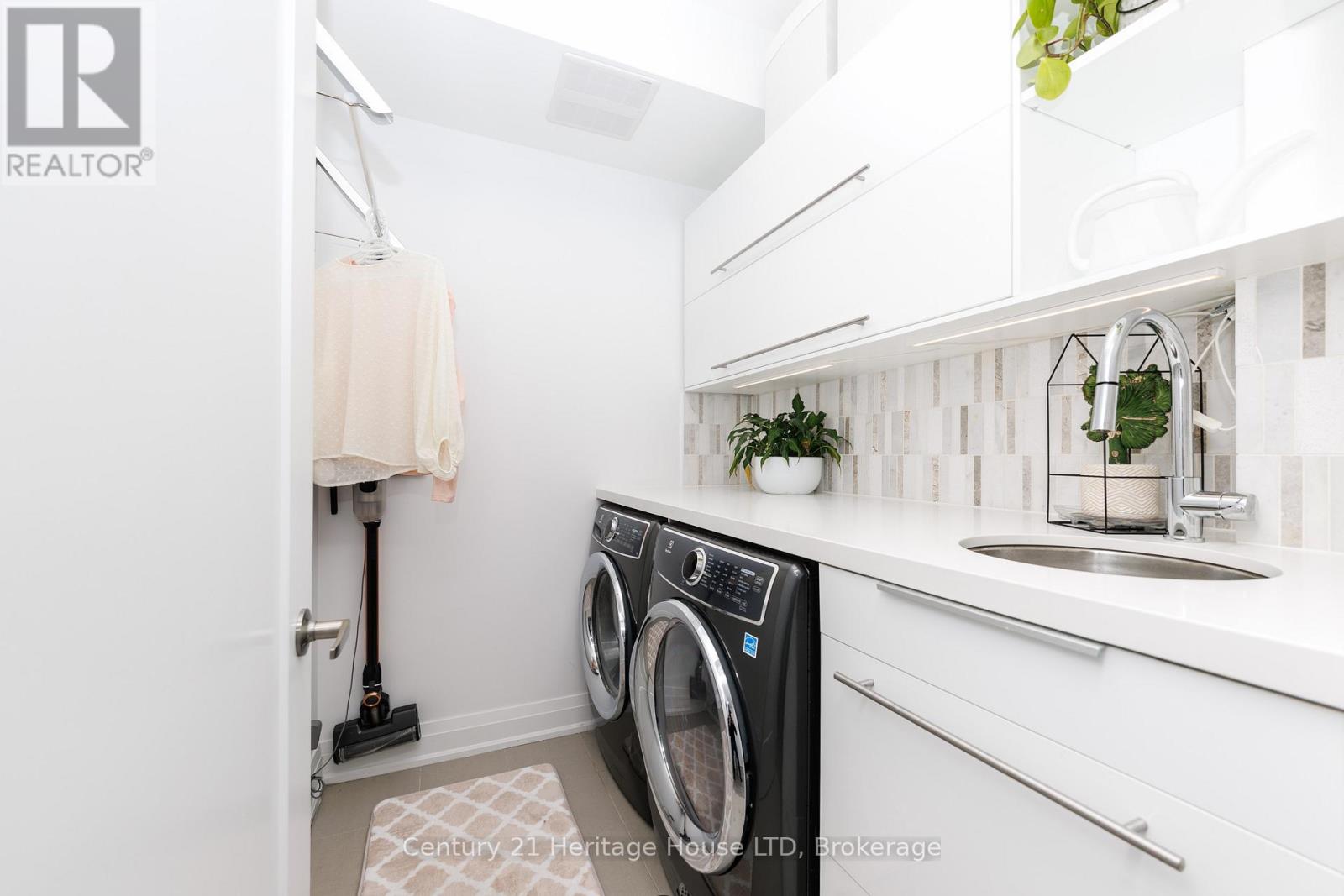 8 - 39 Robinson Street N, Grimsby (Grimsby East), Ontario  L3M 3C9 - Photo 28 - X12823066