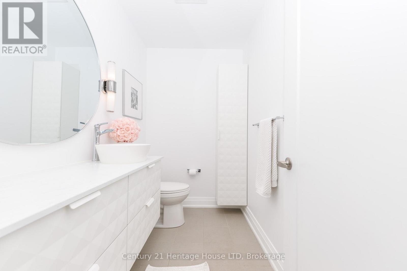 8 - 39 Robinson Street N, Grimsby (Grimsby East), Ontario  L3M 3C9 - Photo 29 - X12823066