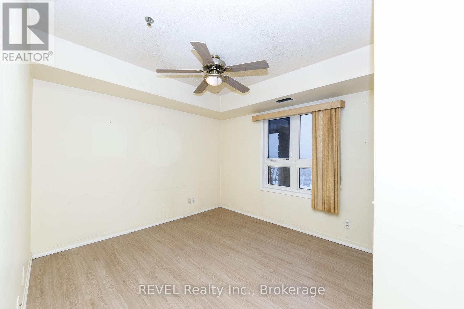 1318 - 330 Prince Charles South Drive, Welland, Ontario  L3C 7B3 - Photo 15 - X12823150