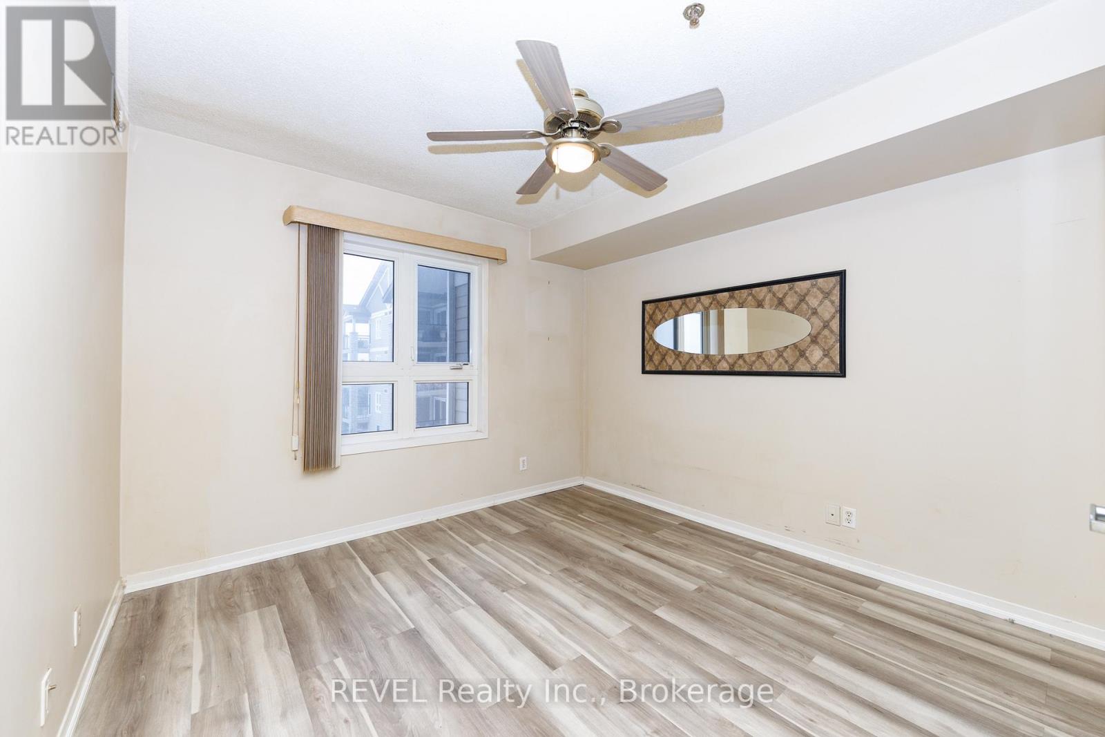 1318 - 330 Prince Charles South Drive, Welland, Ontario  L3C 7B3 - Photo 18 - X12823150