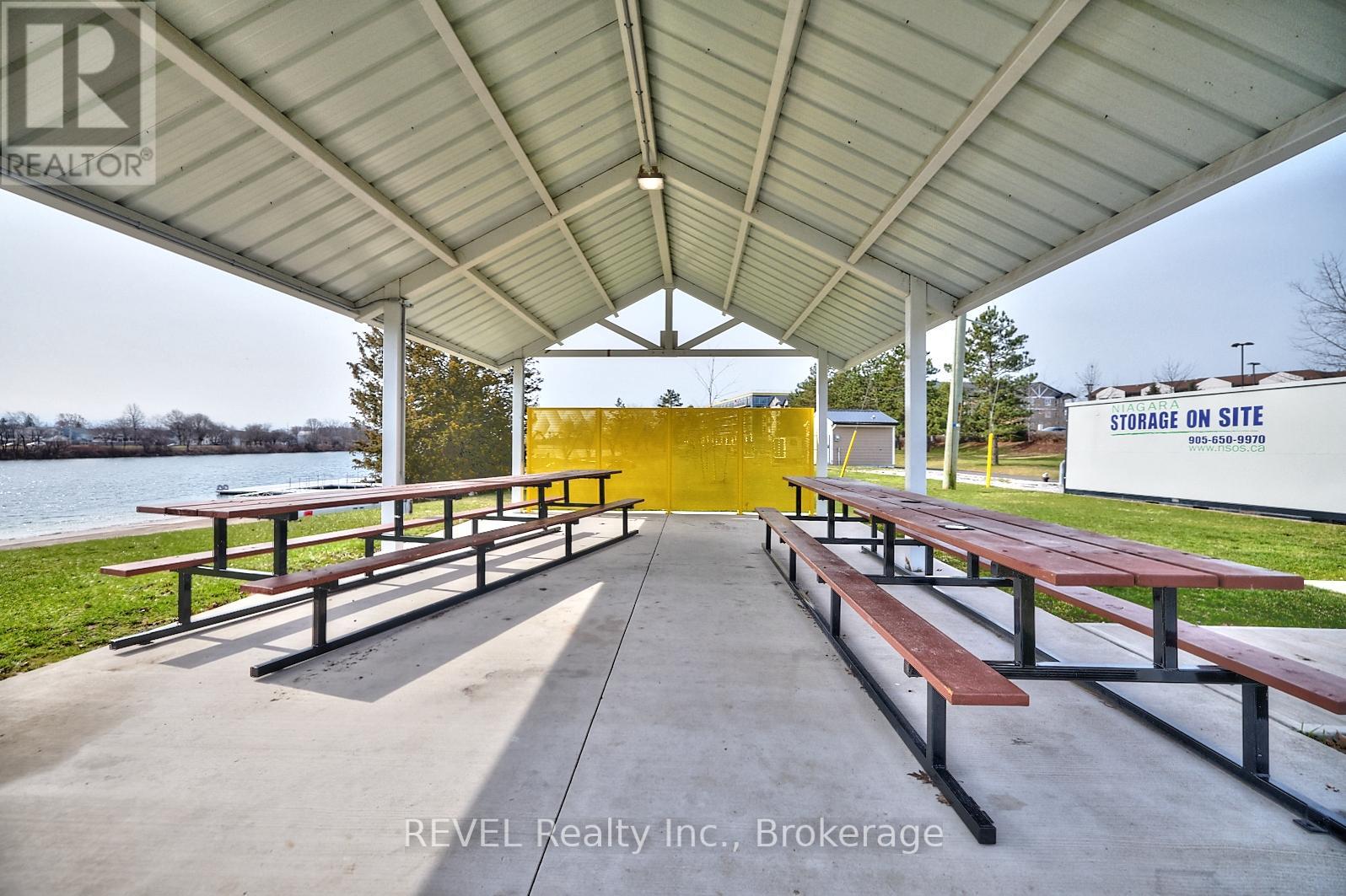 1318 - 330 Prince Charles South Drive, Welland, Ontario  L3C 7B3 - Photo 29 - X12823150