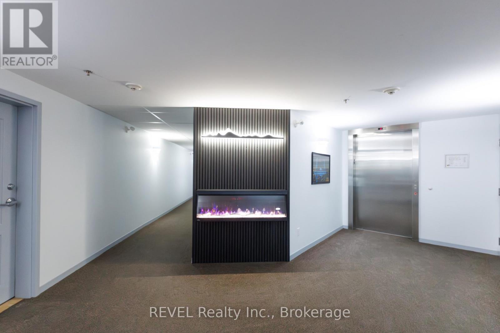 1318 - 330 Prince Charles South Drive, Welland, Ontario  L3C 7B3 - Photo 4 - X12823150