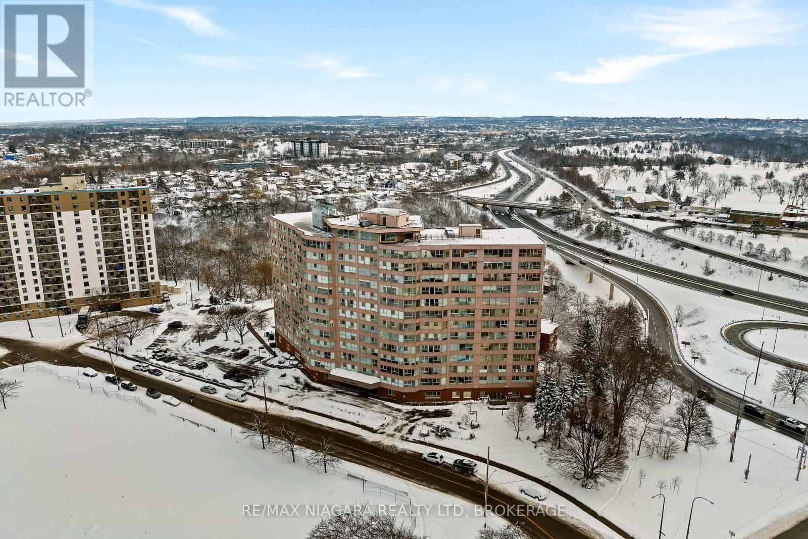 502 - 7 Gale Crescent, St. Catharines (E. Chester), Ontario  L2R 7M8 - Photo 43 - X12823210