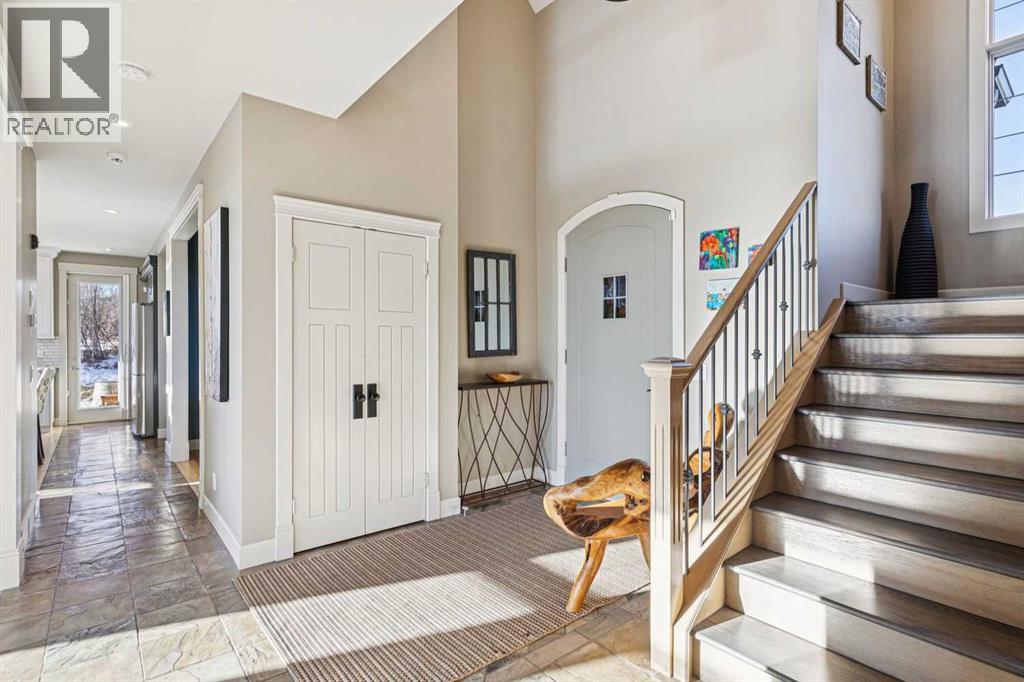 11 Wolfwillow Lane, Rural Rocky View County, Alberta  t3Z 1B4 - Photo 3 - A2278886