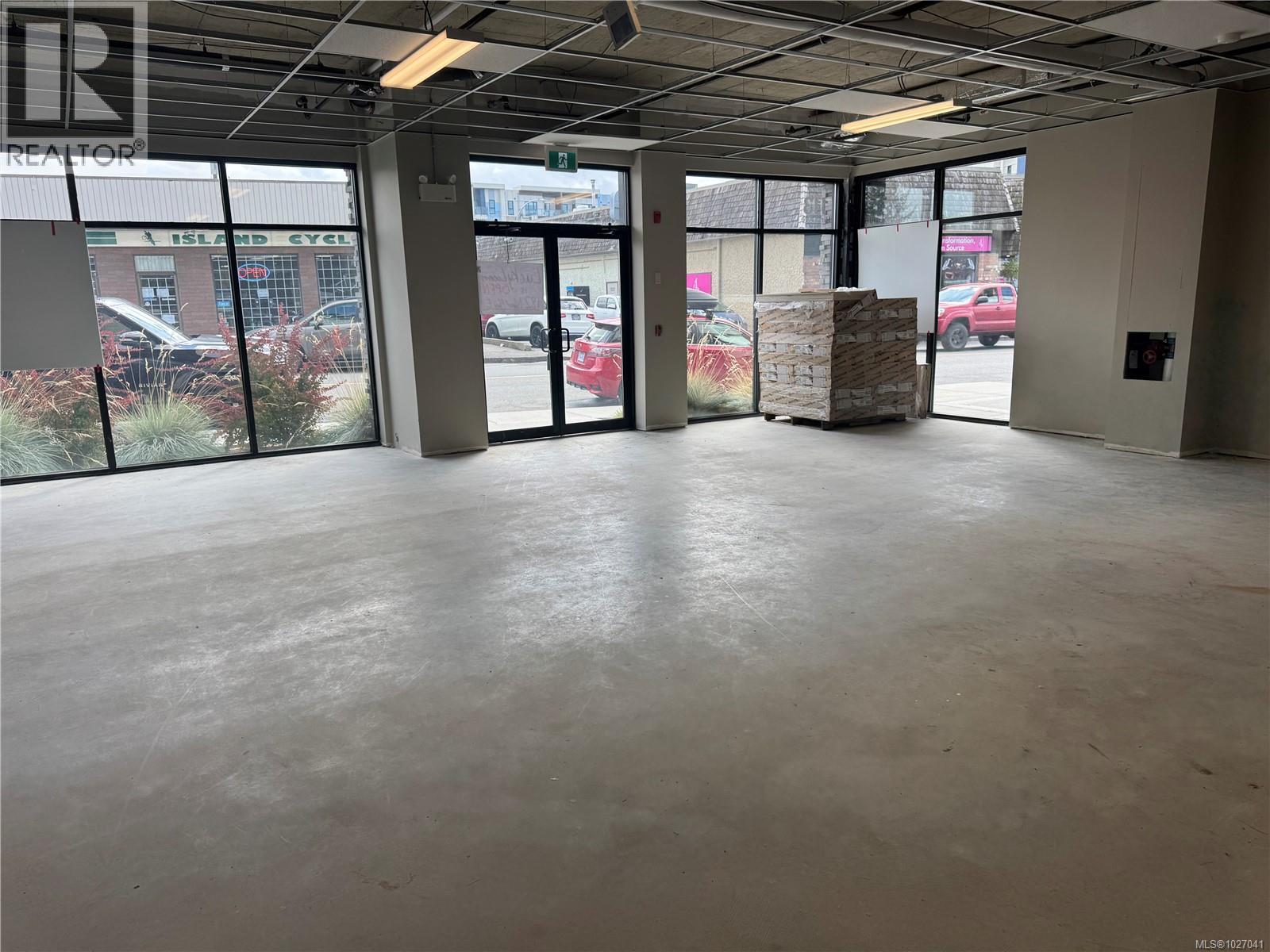 101 113 Hirst Ave E, Parksville, British Columbia  V9P 2G8 - Photo 4 - 1027041