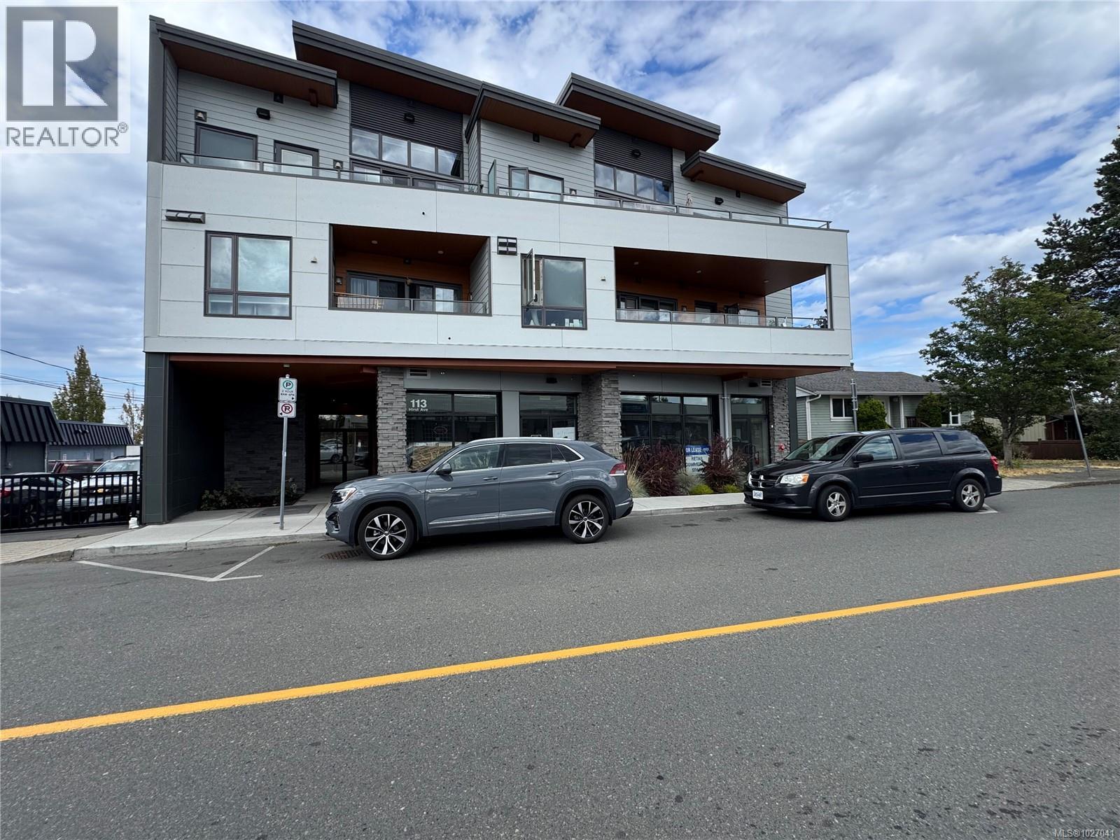 101 113 Hirst Ave E, Parksville, British Columbia  V9P 2G8 - Photo 2 - 1027041