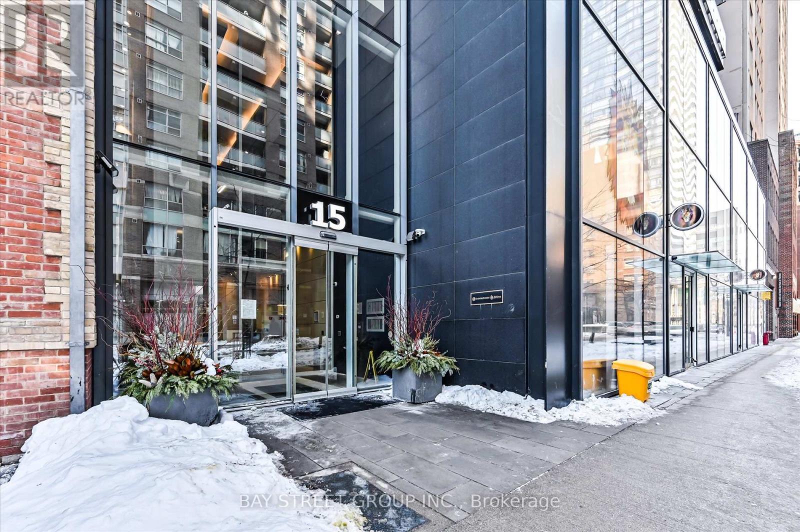 5002 - 15 Grenville Street, Toronto, Ontario  M4Y 0B9 - Photo 3 - C12766766