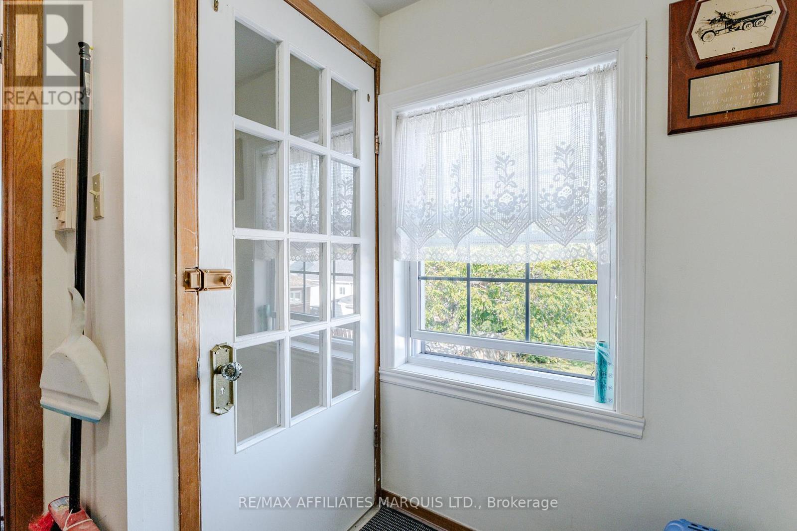 311 Sixth Street E, Cornwall, Ontario  K6H 2N8 - Photo 29 - X12470586