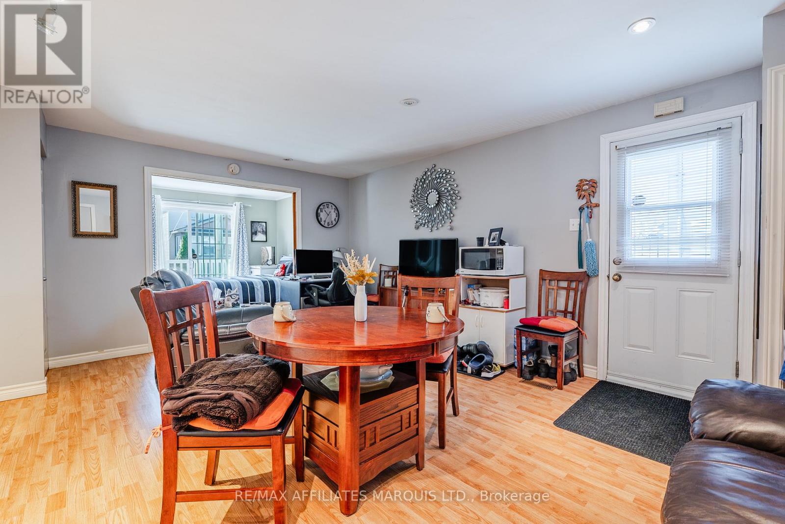 311 Sixth Street E, Cornwall, Ontario  K6H 2N8 - Photo 8 - X12470586