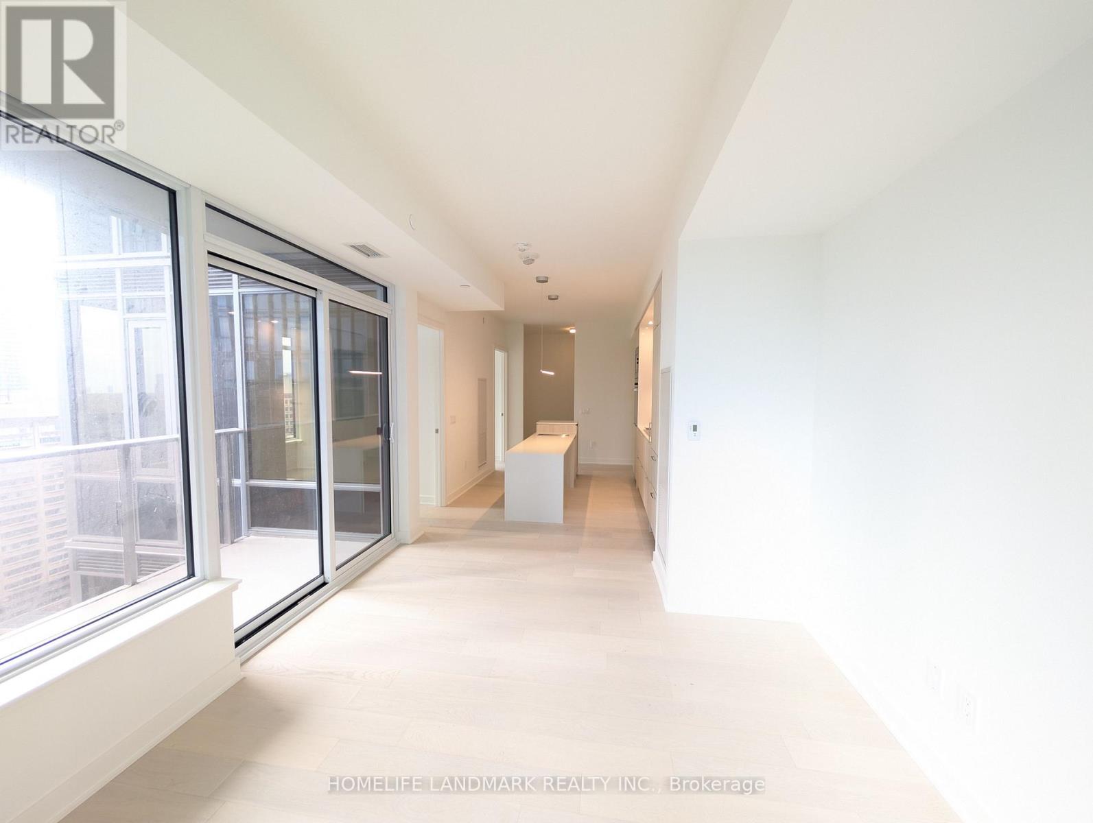 2210 - 11 Yorkville Avenue, Toronto, Ontario  M4W 1L2 - Photo 10 - C12823014