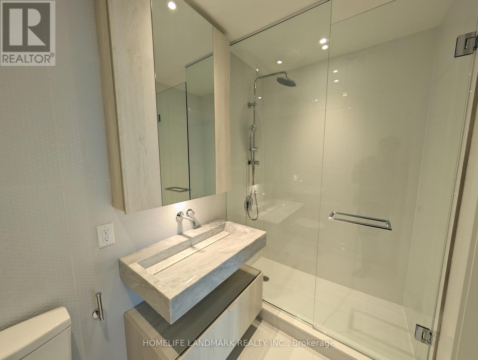 2210 - 11 Yorkville Avenue, Toronto, Ontario  M4W 1L2 - Photo 13 - C12823014