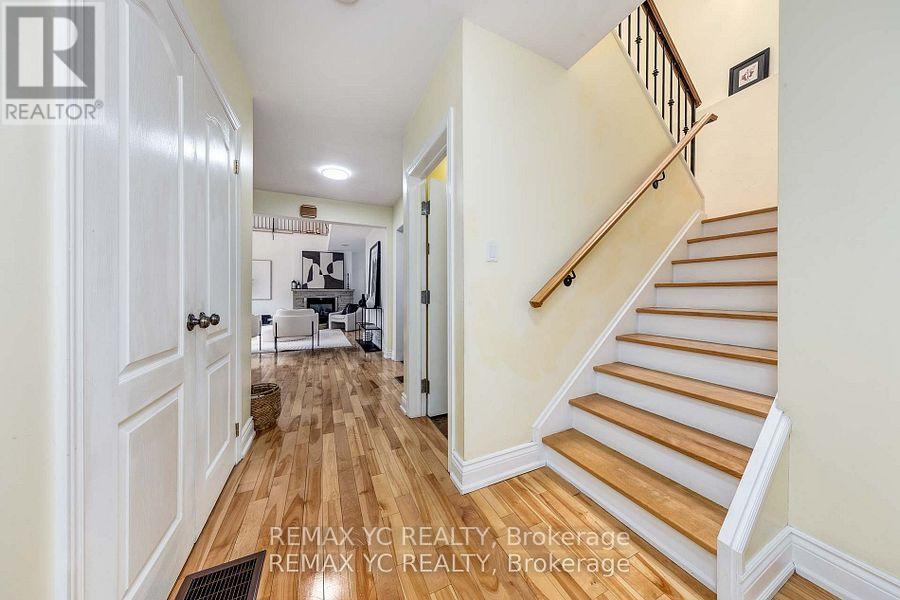 18 Mullet Road, Toronto, Ontario  M2M 2A6 - Photo 20 - C12823030