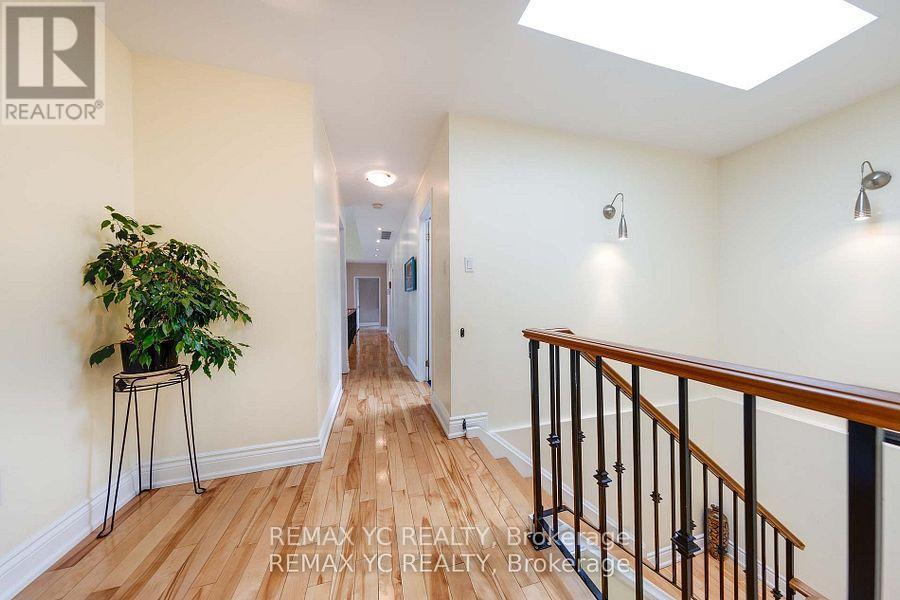 18 Mullet Road, Toronto, Ontario  M2M 2A6 - Photo 22 - C12823030