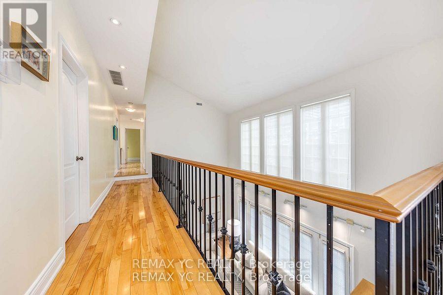 18 Mullet Road, Toronto, Ontario  M2M 2A6 - Photo 27 - C12823030