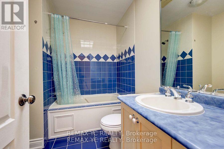 18 Mullet Road, Toronto, Ontario  M2M 2A6 - Photo 33 - C12823030