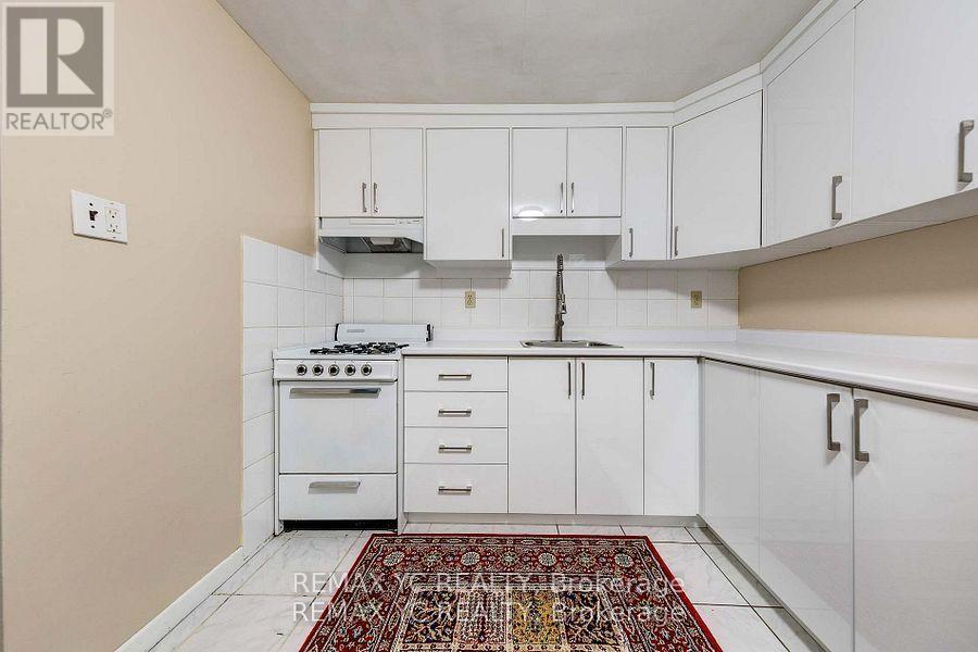 18 Mullet Road, Toronto, Ontario  M2M 2A6 - Photo 42 - C12823030