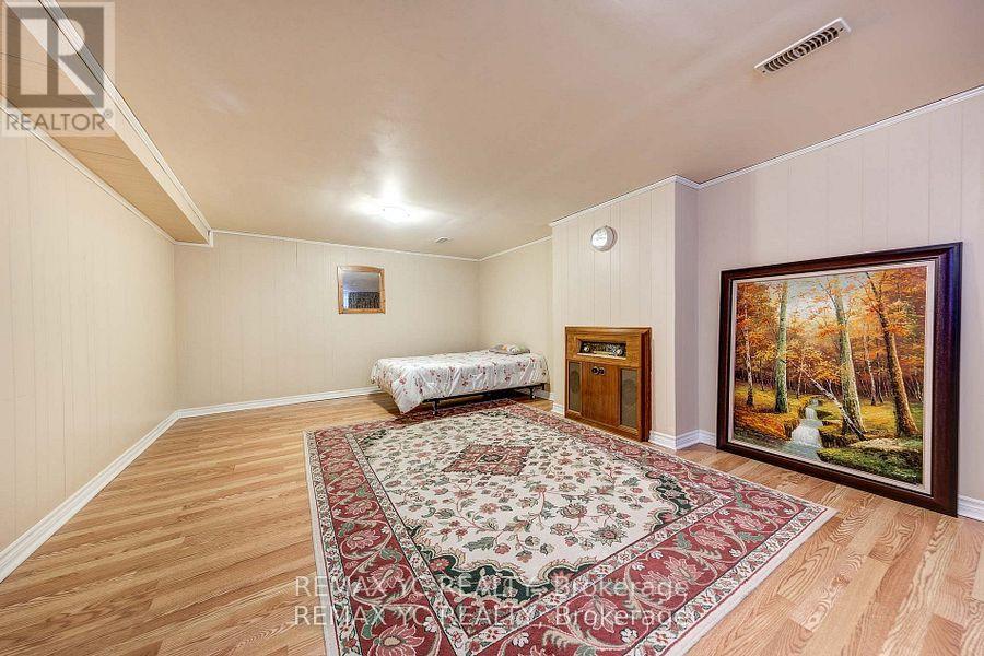 18 Mullet Road, Toronto, Ontario  M2M 2A6 - Photo 44 - C12823030