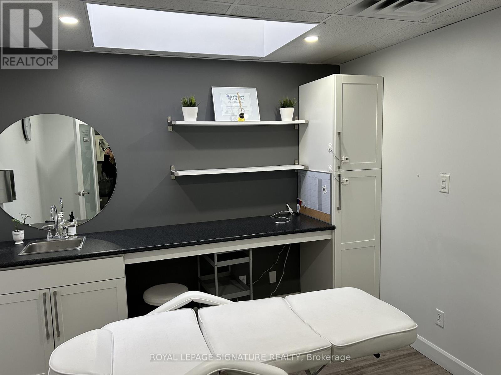 2nd Flr - 1517a Bayview Avenue E, Toronto (Leaside), Ontario  M4G 3B5 - Photo 14 - C12823204