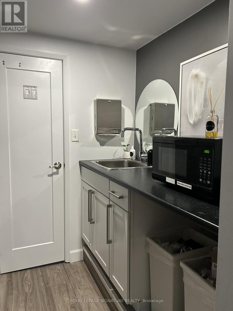 2nd Flr - 1517a Bayview Avenue E, Toronto (Leaside), Ontario  M4G 3B5 - Photo 15 - C12823204