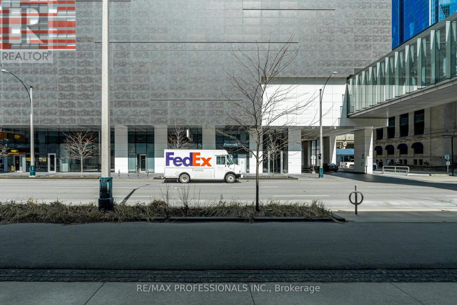 6105 - 88 Harbour Street, Toronto (Waterfront Communities), Ontario  M5J 0C3 - Photo 34 - C12823230