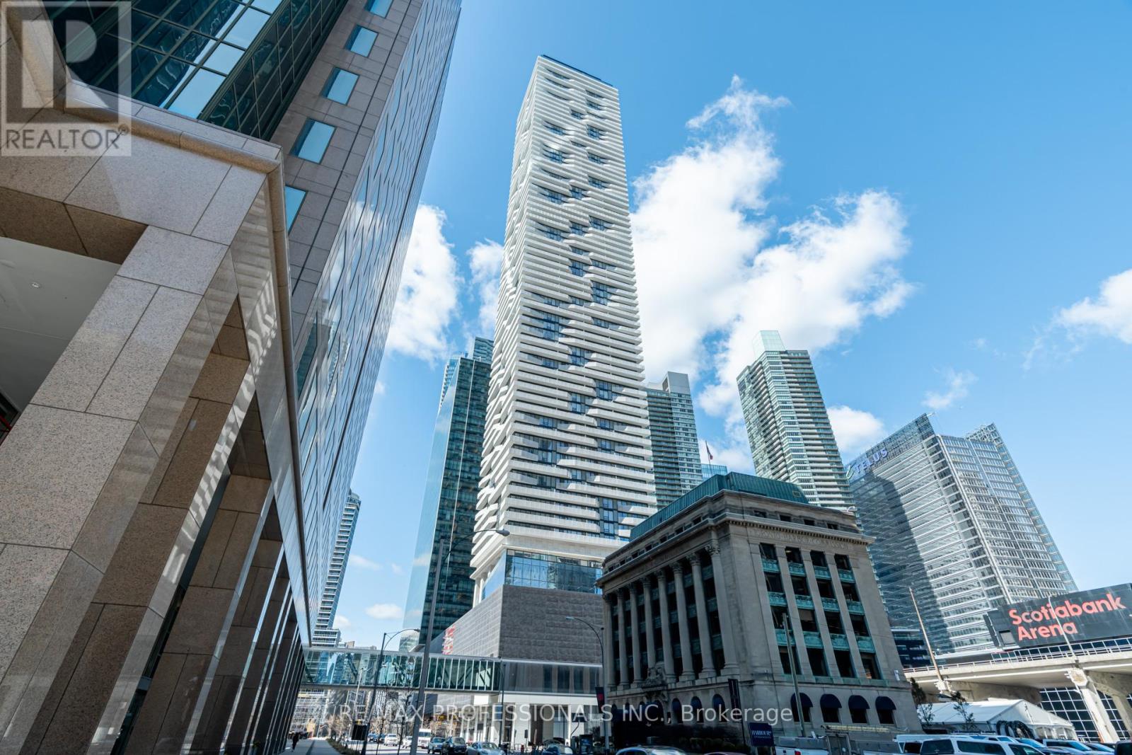 6105 - 88 Harbour Street, Toronto (Waterfront Communities), Ontario  M5J 0C3 - Photo 36 - C12823230