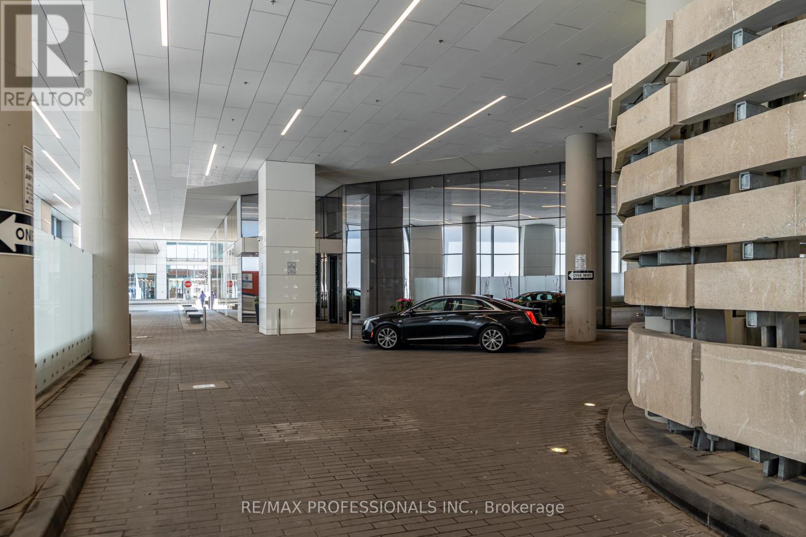 6105 - 88 Harbour Street, Toronto (Waterfront Communities), Ontario  M5J 0C3 - Photo 38 - C12823230