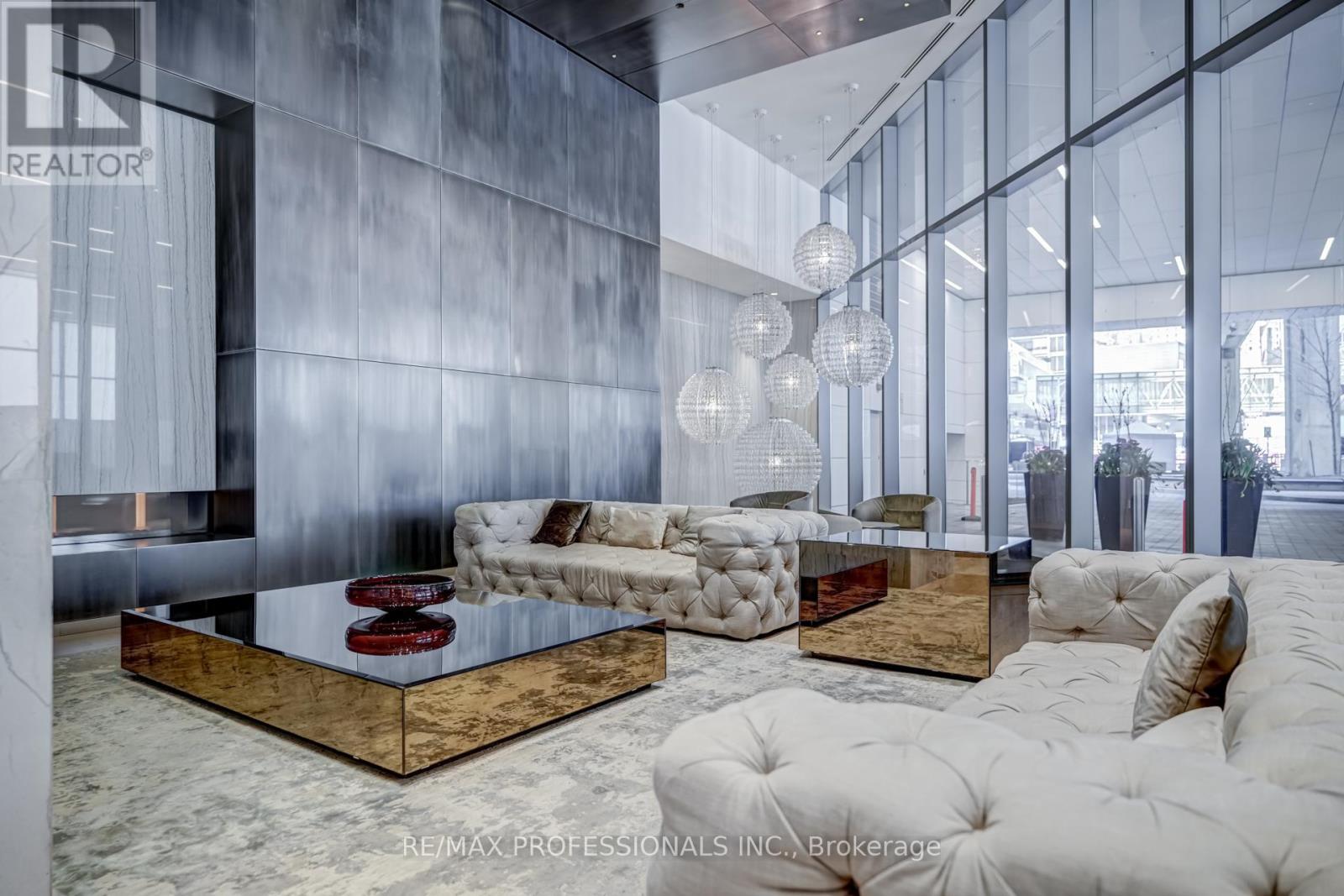 6105 - 88 Harbour Street, Toronto (Waterfront Communities), Ontario  M5J 0C3 - Photo 40 - C12823230