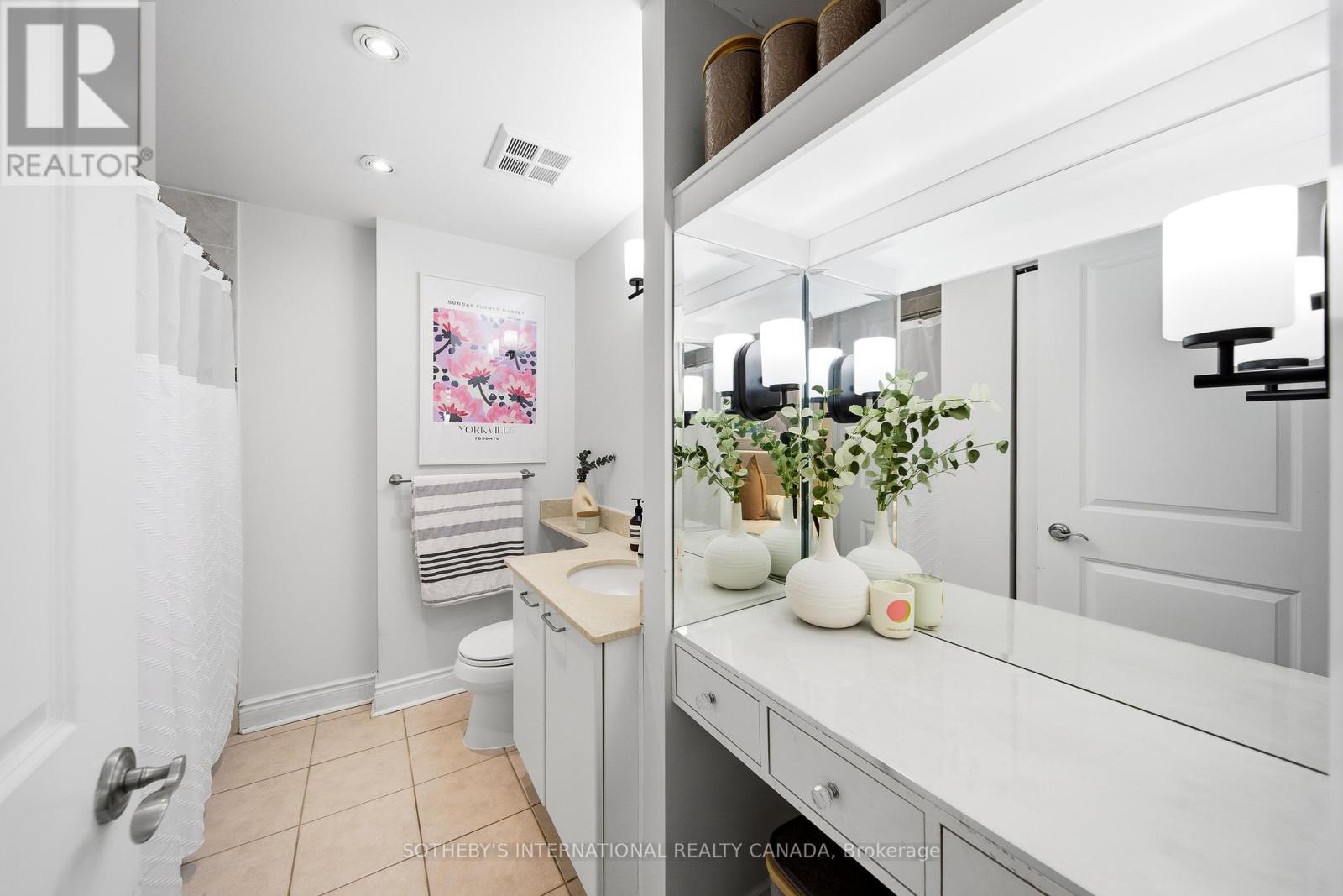 1507 - 80 Cumberland Street, Toronto, Ontario  M5R 3V1 - Photo 18 - C12823236