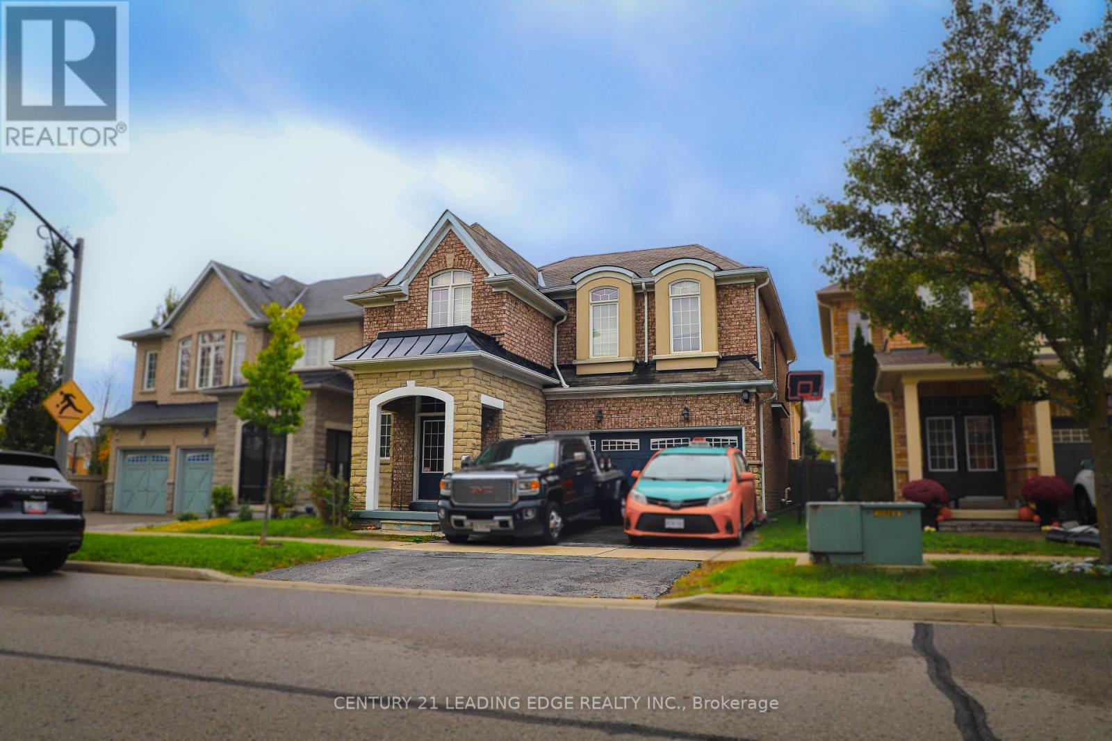 6 GAMBLE DRIVE, Ajax, Ontario