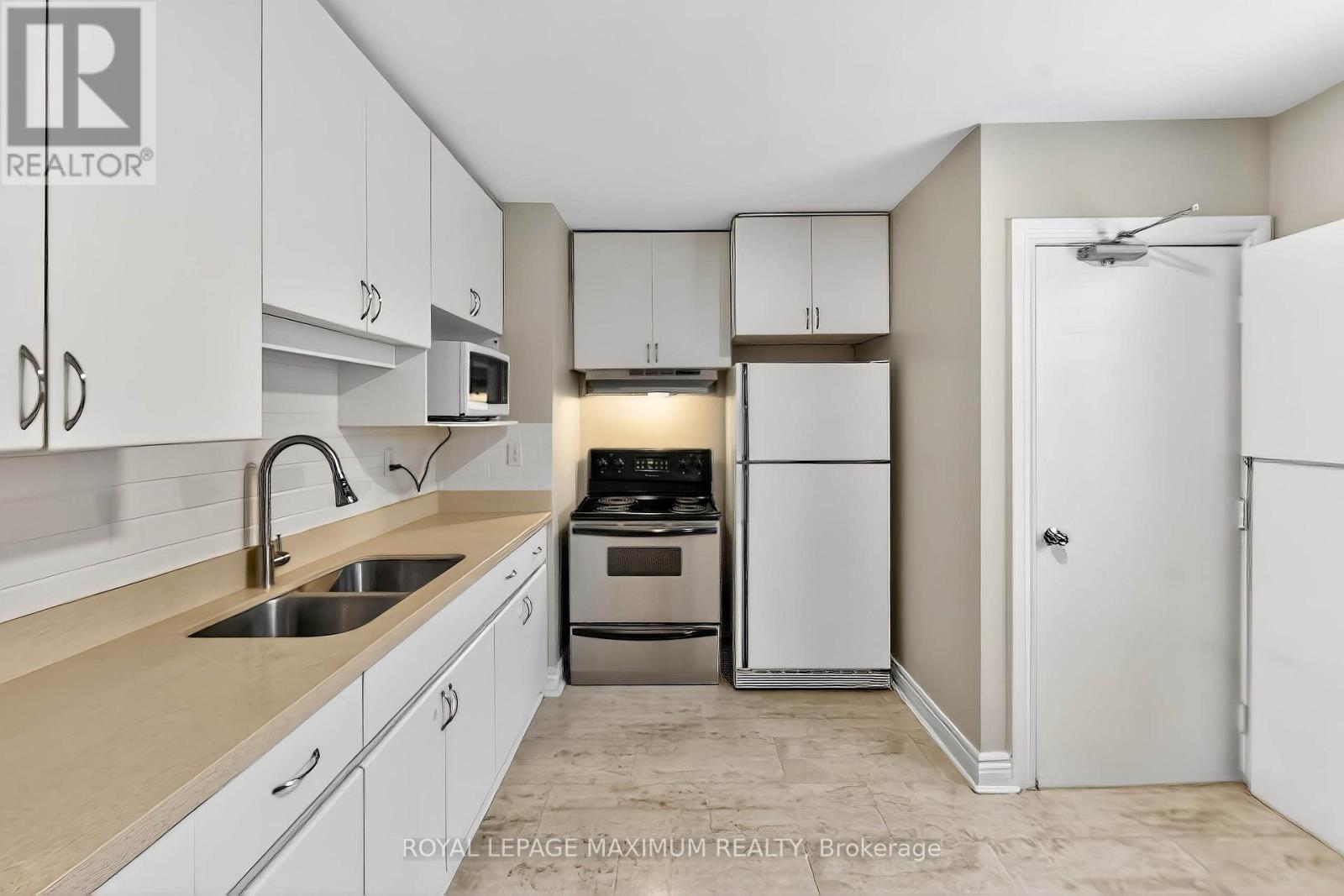 Upper - 362 Rosedale Drive, Whitby (Downtown Whitby), Ontario  L1N 1Z4 - Photo 15 - E12823042