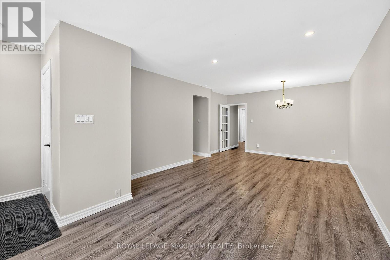 Upper - 362 Rosedale Drive, Whitby (Downtown Whitby), Ontario  L1N 1Z4 - Photo 5 - E12823042