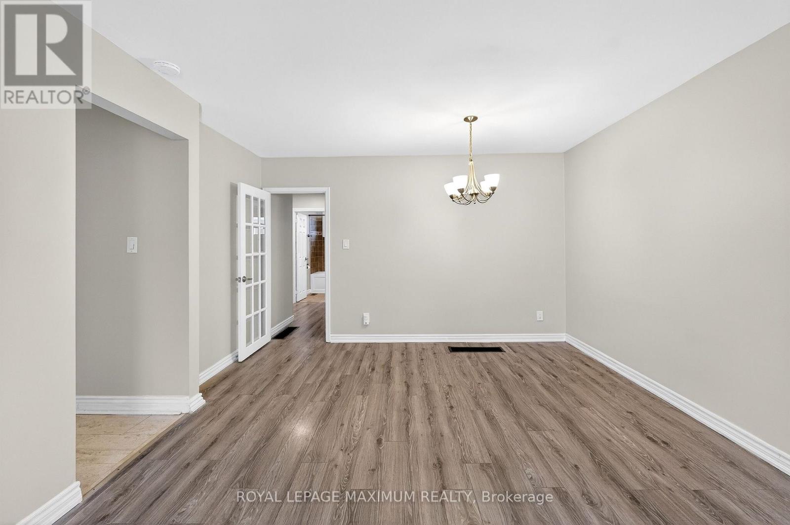 Upper - 362 Rosedale Drive, Whitby (Downtown Whitby), Ontario  L1N 1Z4 - Photo 9 - E12823042