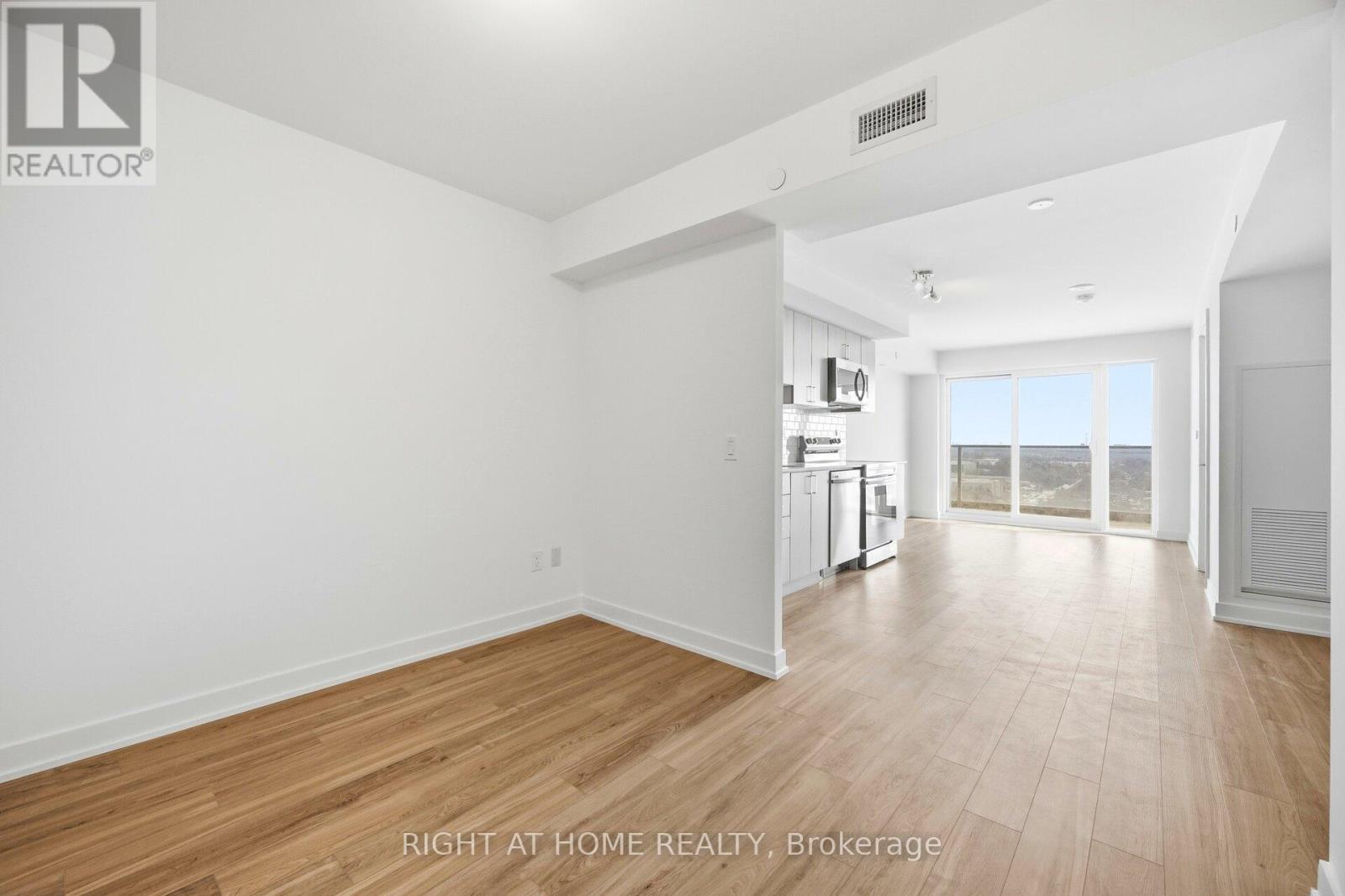 1507 - 1010 Sandy Beach Road, Pickering (Bay Ridges), Ontario  L1W 0C7 - Photo 18 - E12823062