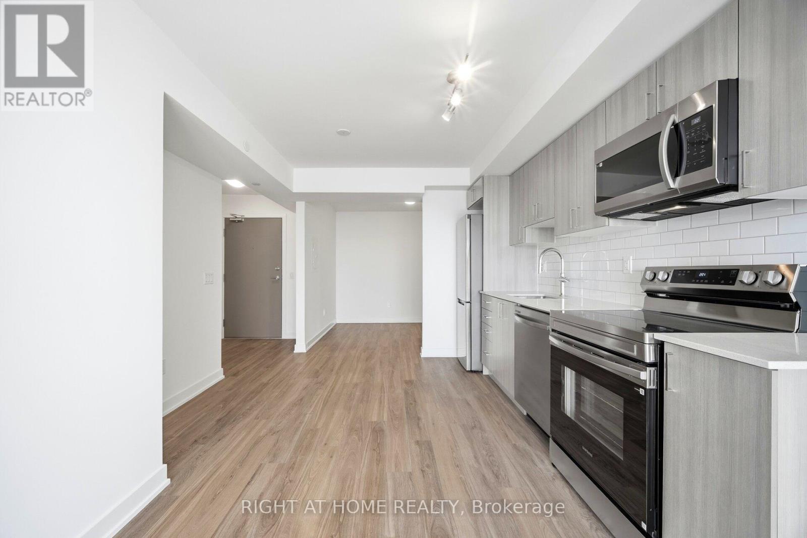 1507 - 1010 Sandy Beach Road, Pickering (Bay Ridges), Ontario  L1W 0C7 - Photo 9 - E12823062