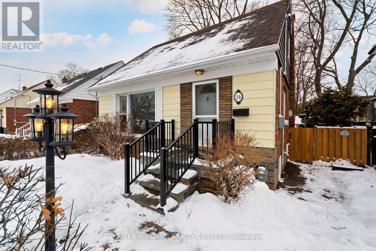 24 Century Drive, Toronto, Ontario  M1K 4J6 - Photo 2 - E12823224