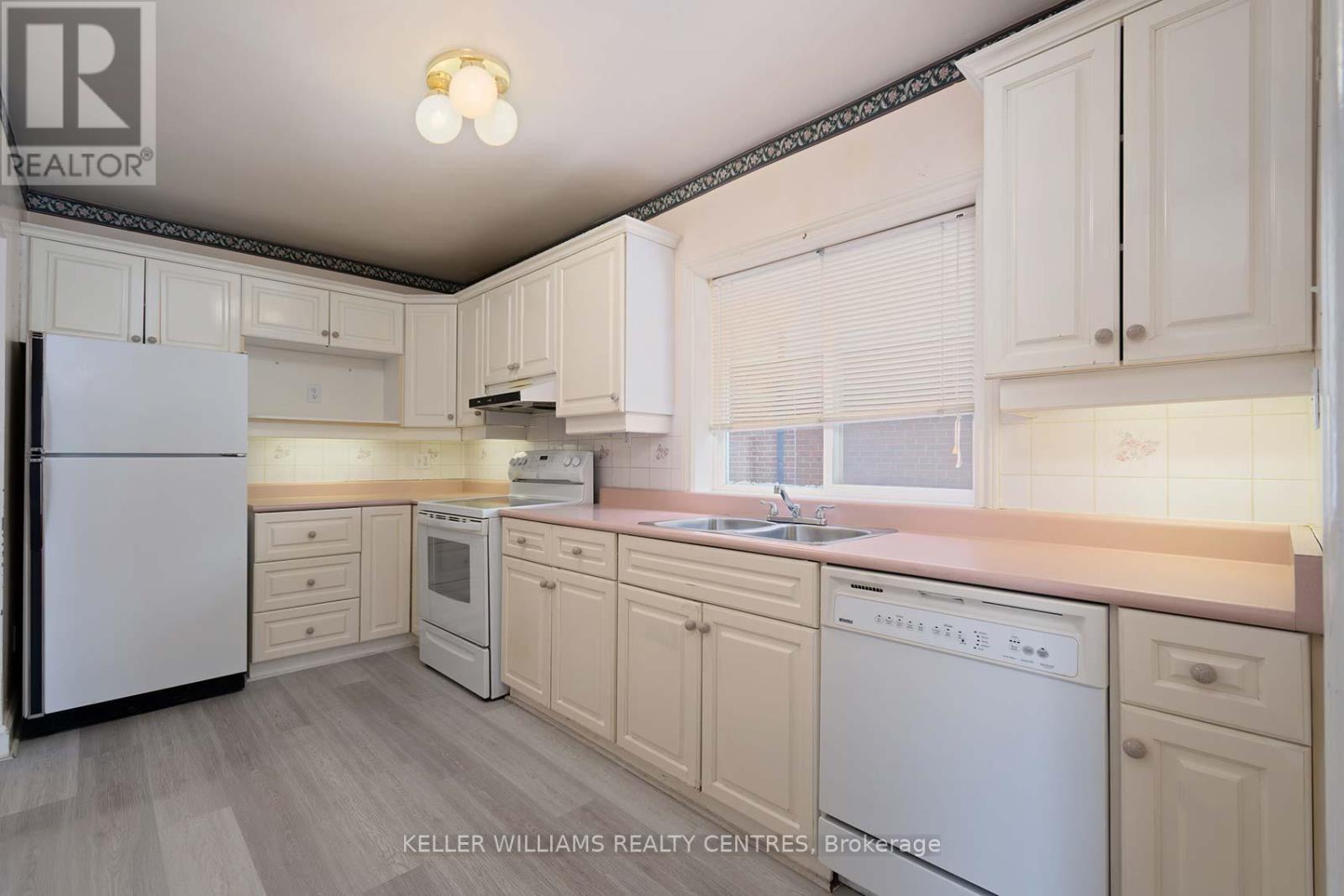 24 Century Drive, Toronto, Ontario  M1K 4J6 - Photo 7 - E12823224