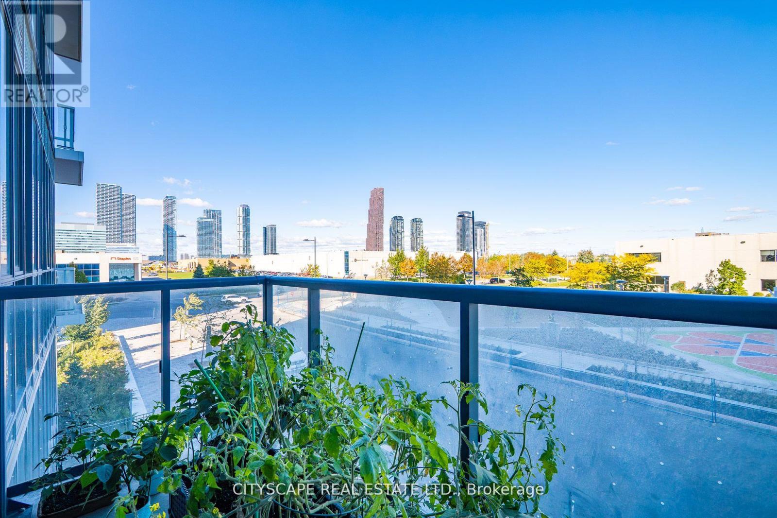 210 - 60 Honeycrisp Crescent, Vaughan, Ontario  L4K 0N5 - Photo 30 - N12822970