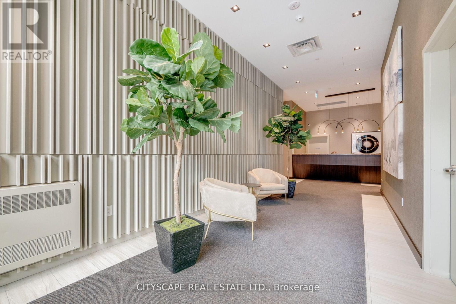 210 - 60 Honeycrisp Crescent, Vaughan, Ontario  L4K 0N5 - Photo 5 - N12822970