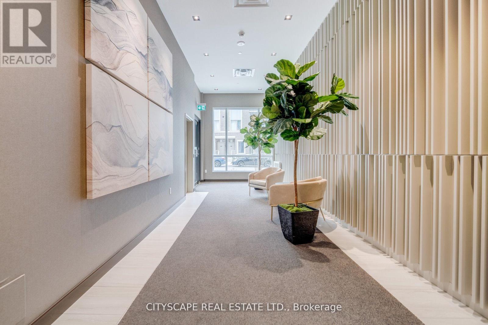 210 - 60 Honeycrisp Crescent, Vaughan, Ontario  L4K 0N5 - Photo 6 - N12822970