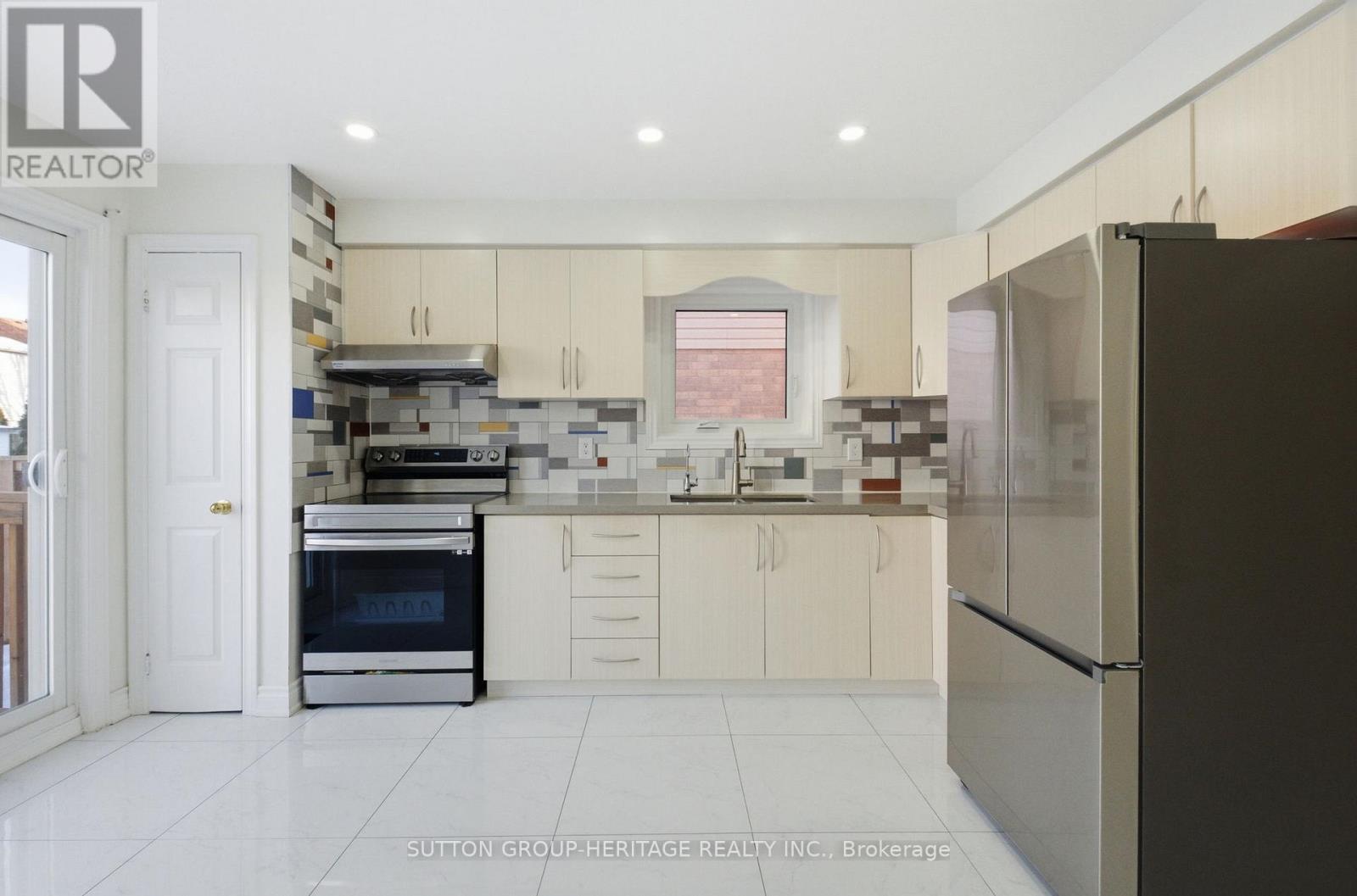 49 Mcknight Crescent, New Tecumseth, Ontario  L0G 1W0 - Photo 12 - N12823094