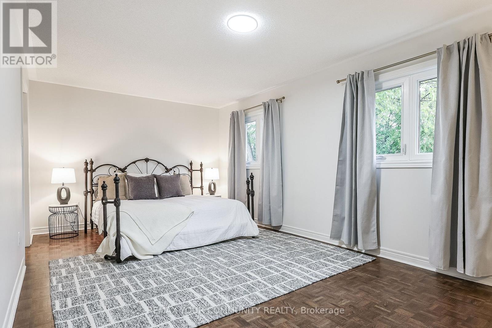 30 Crimson Court, Richmond Hill, Ontario  L4C 0J5 - Photo 23 - N12823124